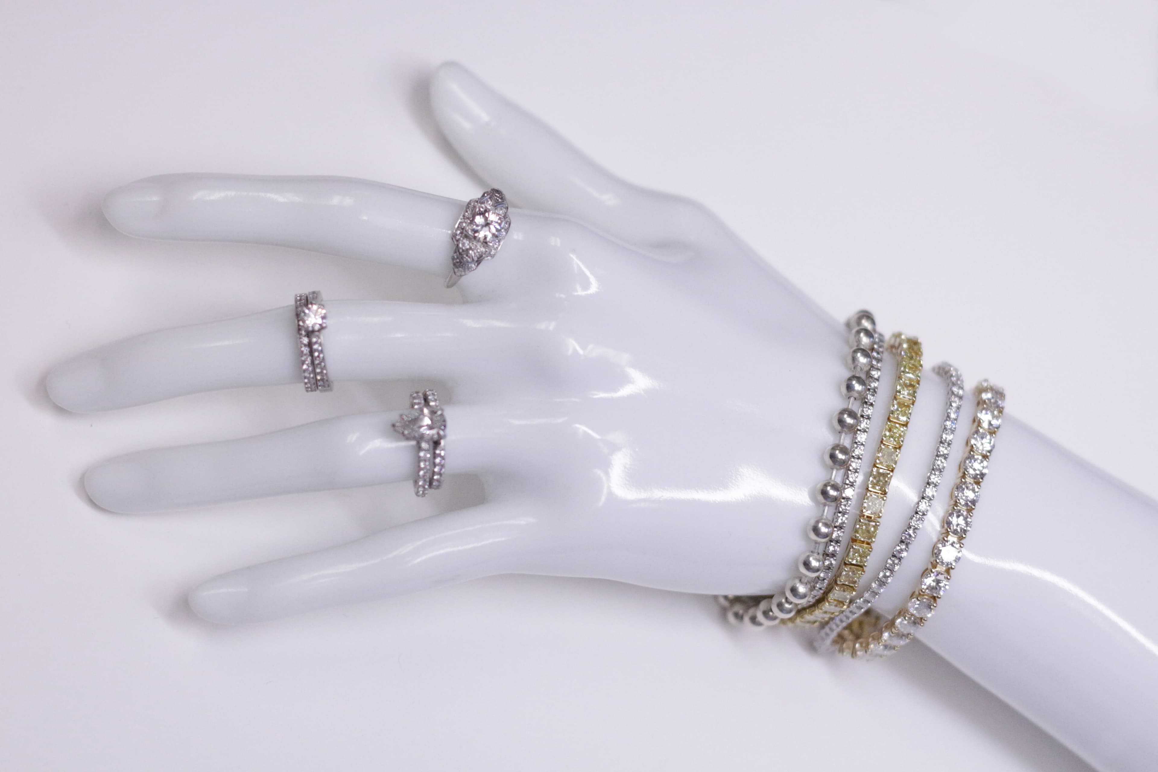 Gold Jewelry seller in orange county